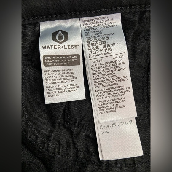 LEVIS Classic Straight Womens Jeans Black Denim Soft Stretch Mid Rise Dark Sz 14 - Picture 7 of 10